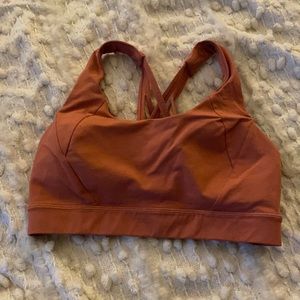 Women’s lululemon sports bra